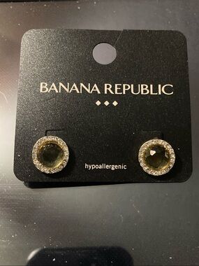 Banana Republic Gold-Tone Olive Green Crystal Halo Stud Earrings